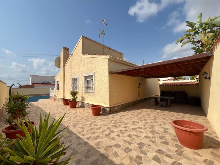 Villa for Sale in Orihuela, Alicante 24