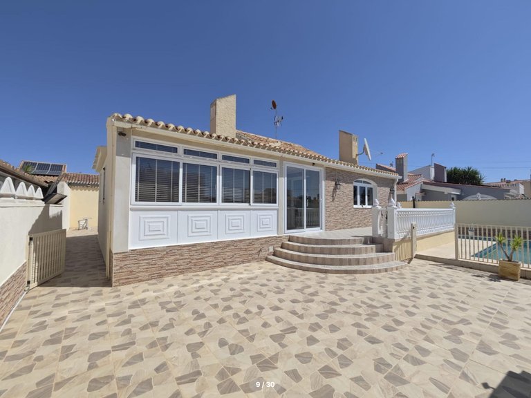 Villa for Sale in Orihuela, Alicante 28