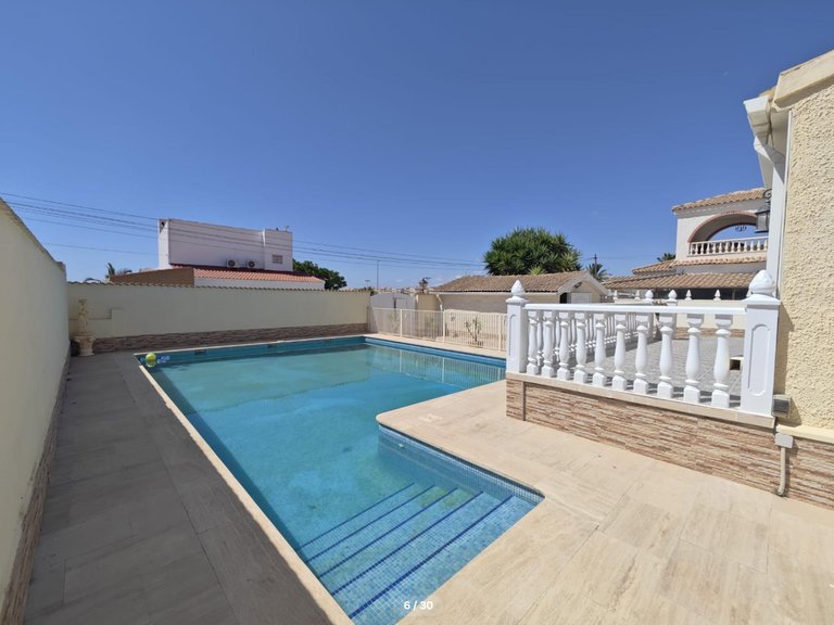 Villa for Sale in Orihuela, Alicante 3