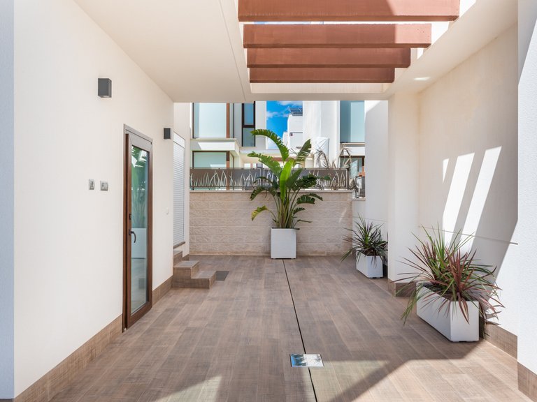 Villa for Sale in Los Montesinos, Alicante 30
