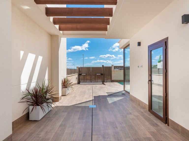 Villa for Sale in Los Montesinos, Alicante 31