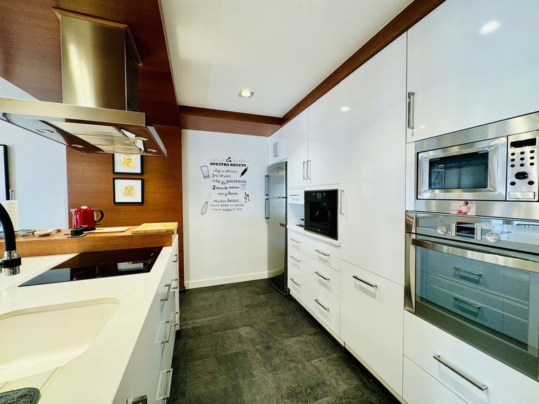 Apartment for Sale in Costa Blanca Torrevieja, Alicante 15