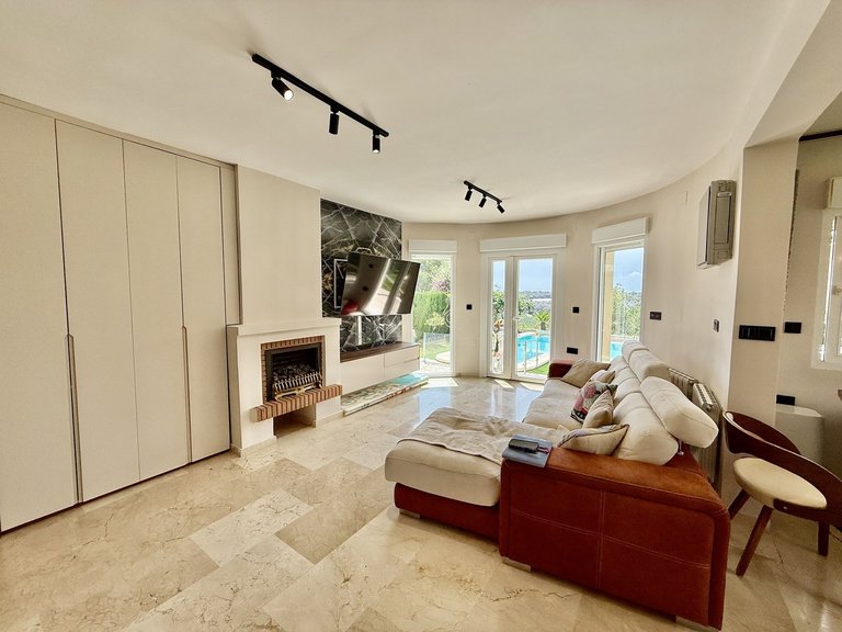 Villa for Sale in Costa Blanca Orihuela Costa, Alicante 23