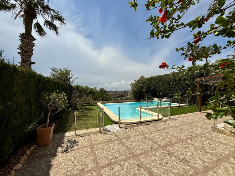 Villa for Sale in Costa Blanca Orihuela Costa, Alicante 15