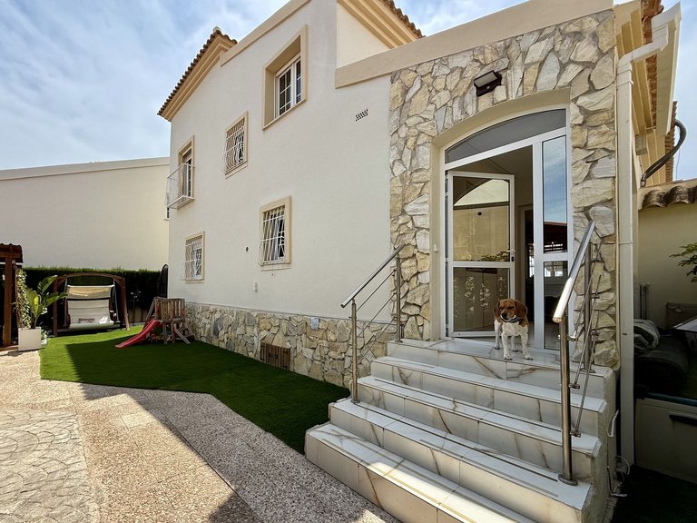 Villa for Sale in Costa Blanca Orihuela Costa, Alicante 40
