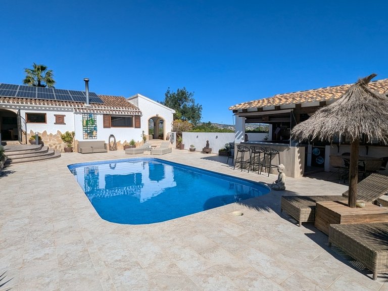 Villa for Sale in Costa Blanca Javea, Alicante 1