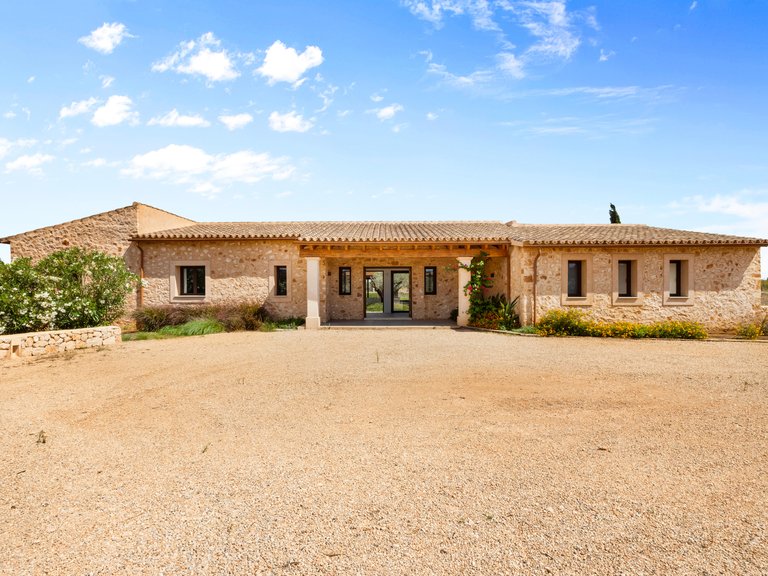 Country House for Sale in Santanyí, Balearic Islands 5