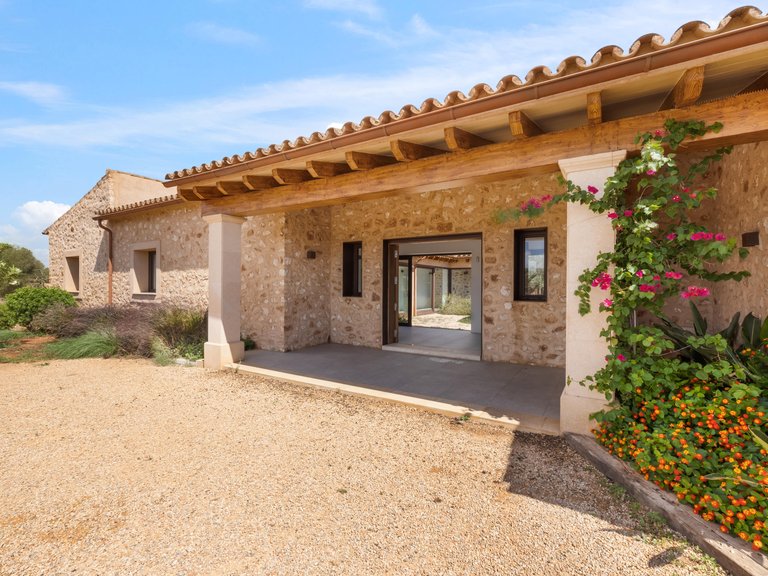 Country House for Sale in Santanyí, Balearic Islands 9