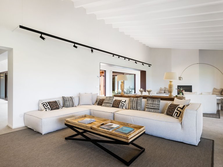 Country House for Sale in Santanyí, Balearic Islands 18