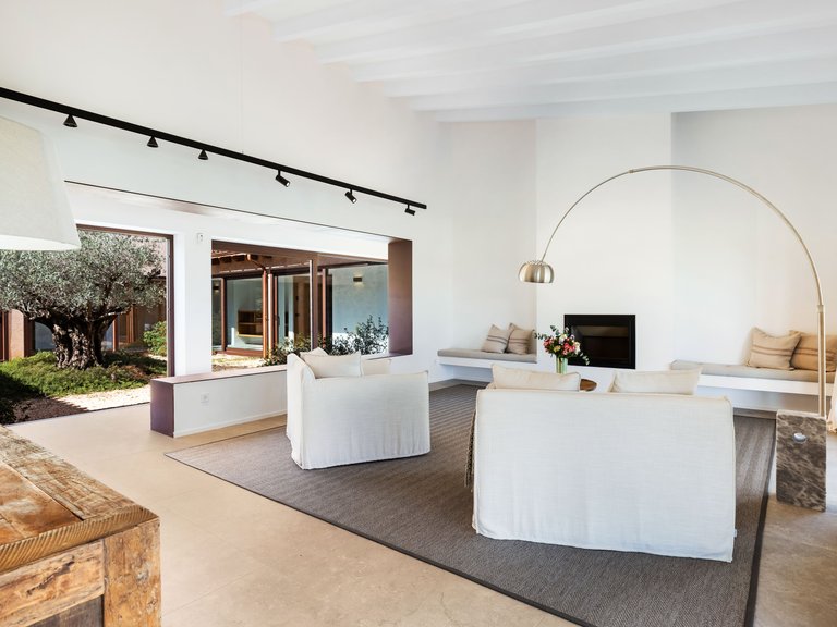 Country House for Sale in Santanyí, Balearic Islands 17