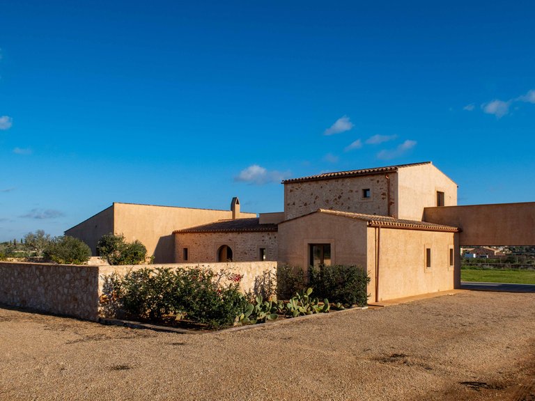 Country House for Sale in Santanyí, Balearic Islands 2