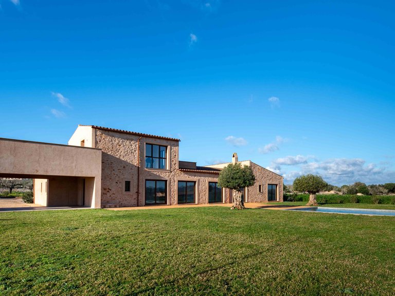 Country House for Sale in Santanyí, Balearic Islands 13