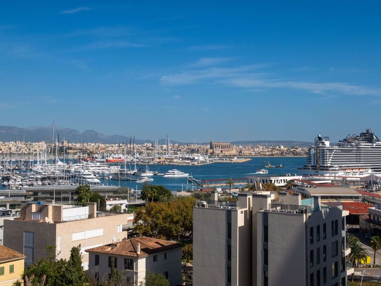 Penthouse for Sale in Palma De Mallorca, Balearic Islands 18