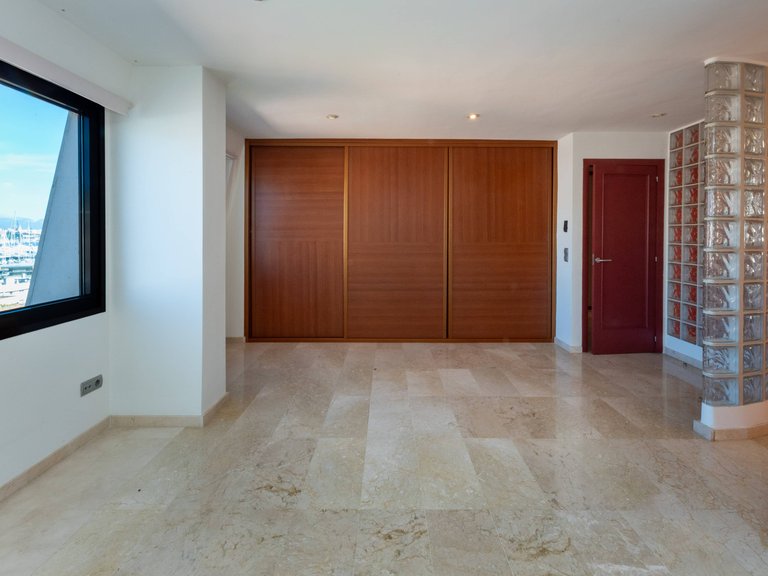 Penthouse for Sale in Palma De Mallorca, Balearic Islands 10