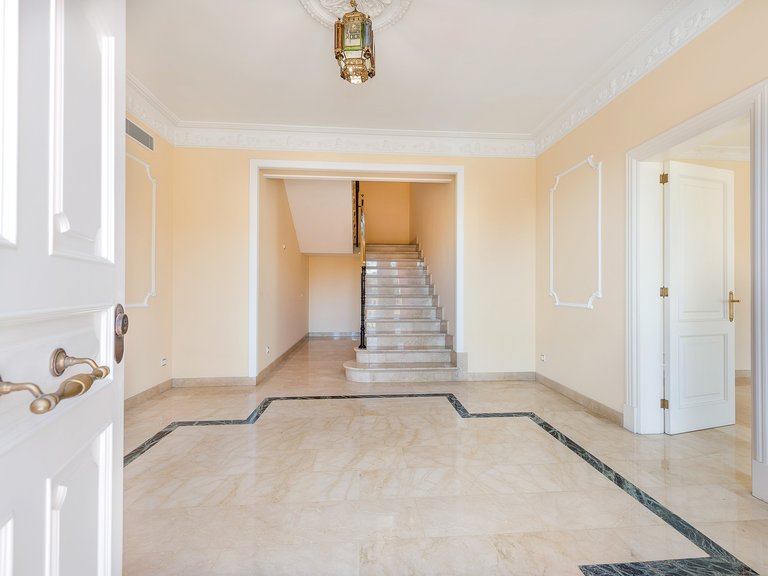 Villa for Rent in Bendinat, Balearic Islands 4