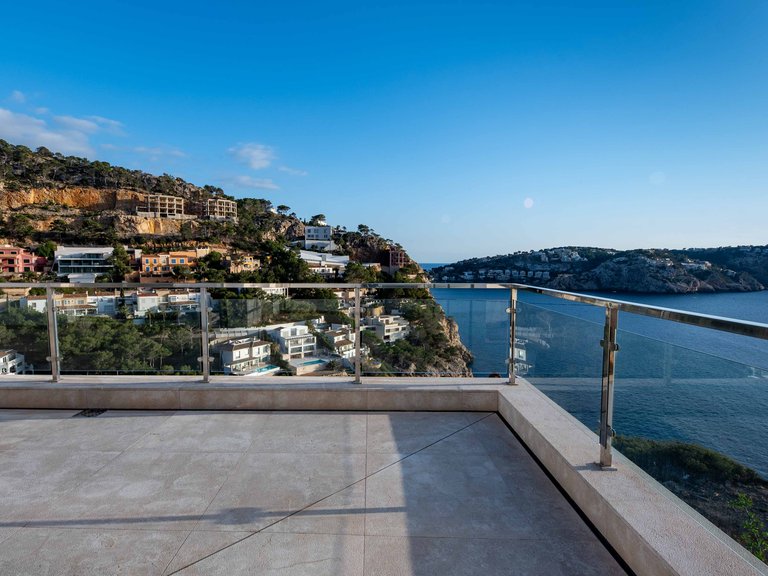 Villa for Sale in Puerto De Andratx, Balearic Islands 3