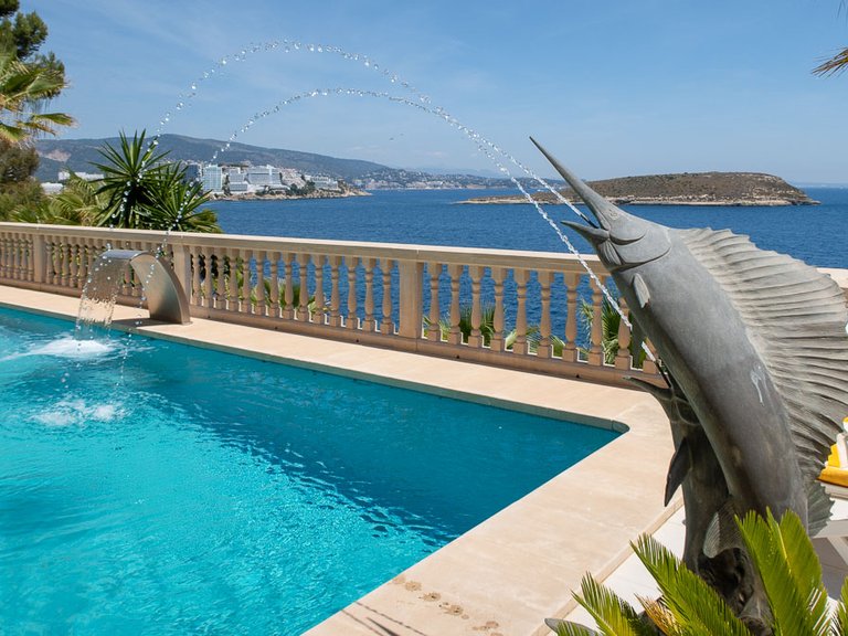 Villa for Sale in Cala Vinyas, Balearic Islands 3