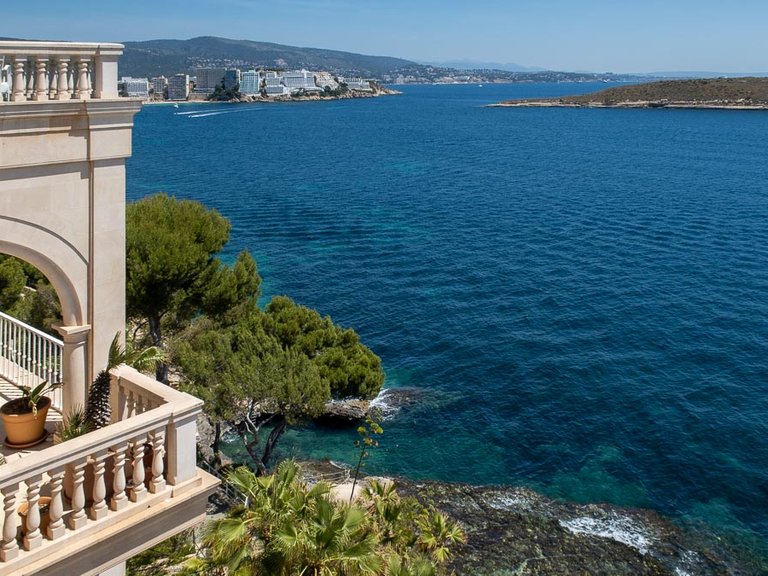 Villa for Sale in Cala Vinyas, Balearic Islands 35