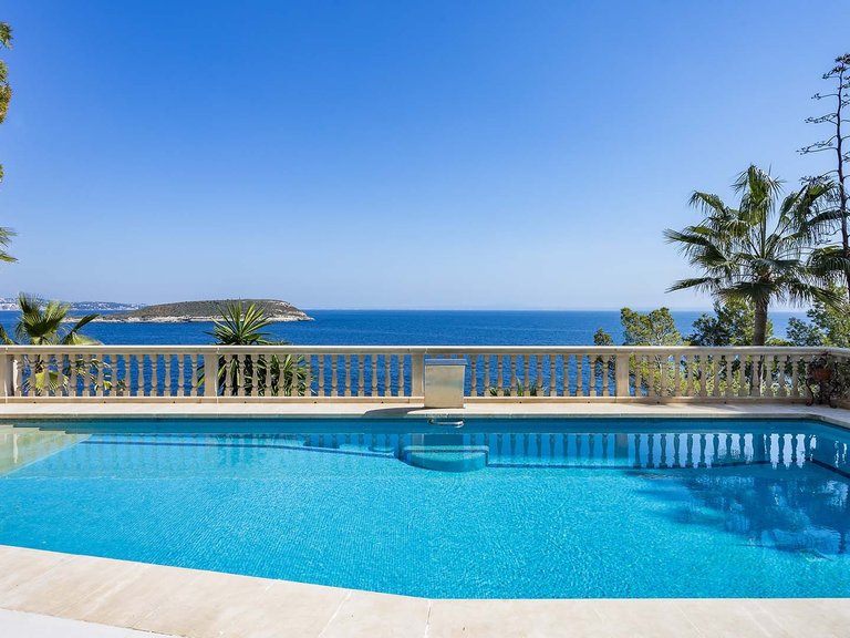 Villa for Sale in Cala Vinyas, Balearic Islands 14