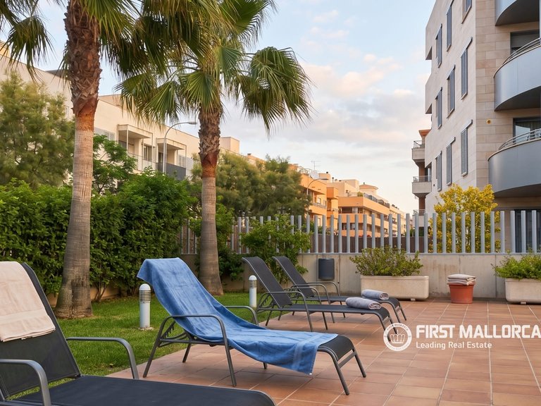 Apartment for Rent in Molinar & Portixol, Balearic Islands 9