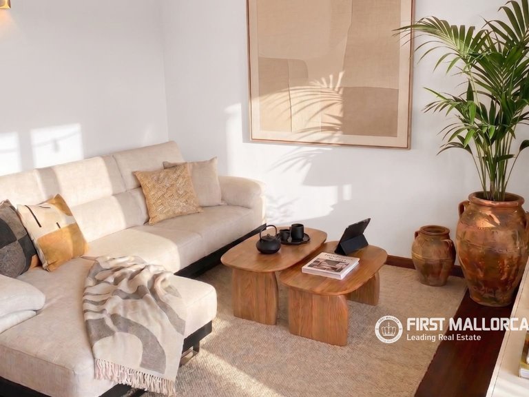 Apartment for Rent in Molinar & Portixol, Balearic Islands 3