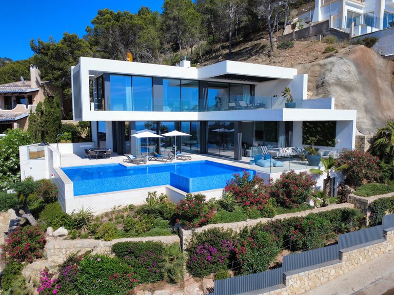 Villa for Sale in Cala Llamp, Balearic Islands 2