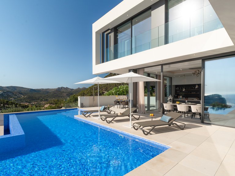 Villa for Sale in Cala Llamp, Balearic Islands 8