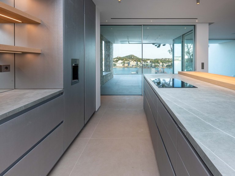 Villa for Sale in Santa Ponsa, Balearic Islands 4