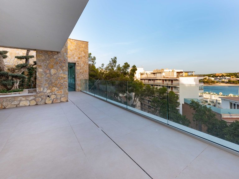 Villa for Sale in Santa Ponsa, Balearic Islands 9