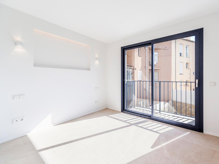 Apartment for Sale in Santa Catalina, Balearic Islands 5