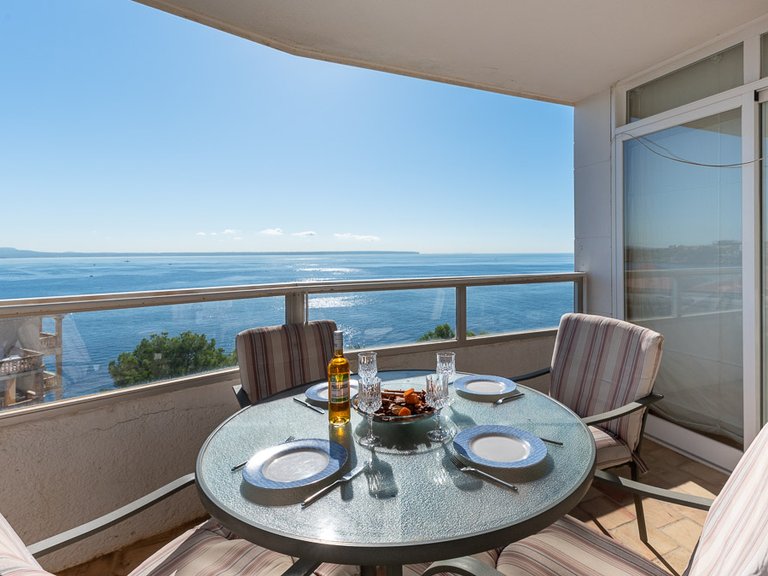Apartment for Rent in Illetes, Balearic Islands 1