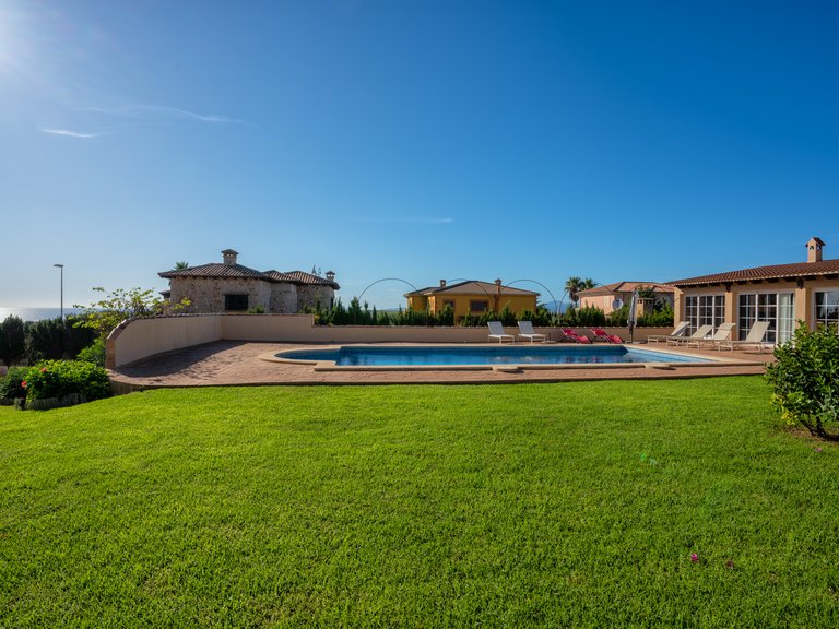 Villa for Sale in Sa Torre, Balearic Islands 4