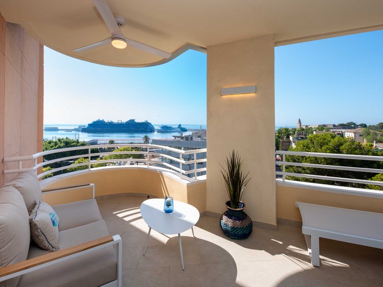 Apartment for Sale in Palma De Mallorca, Balearic Islands 1