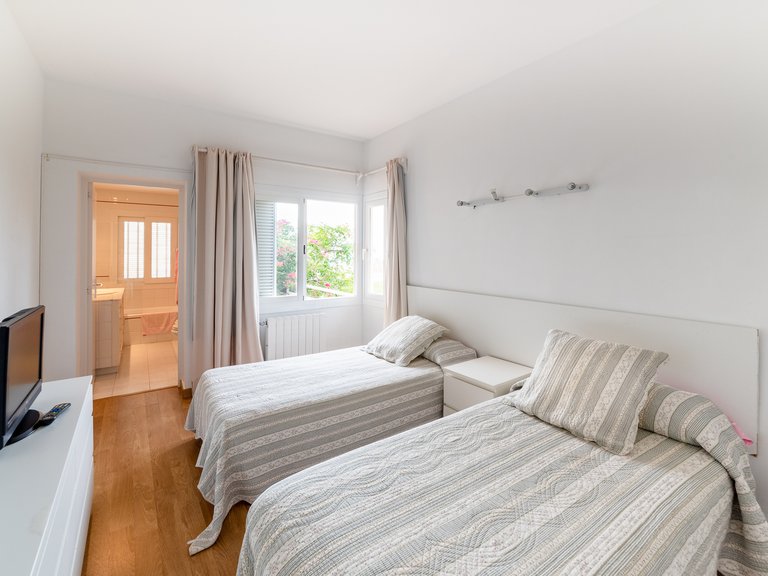 Villa for Rent in Costa D´en Blanes, Balearic Islands 13