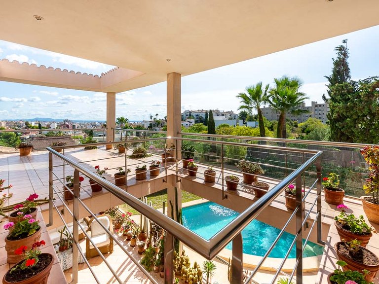 Villa for Sale in Palma De Mallorca, Balearic Islands 3