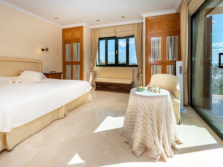Villa for Sale in Palma De Mallorca, Balearic Islands 11