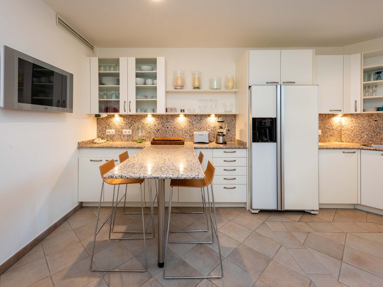 Apartment for Rent in Mardavall, Balearic Islands 16