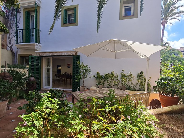 Apartment for Rent in Illetes, Balearic Islands 1