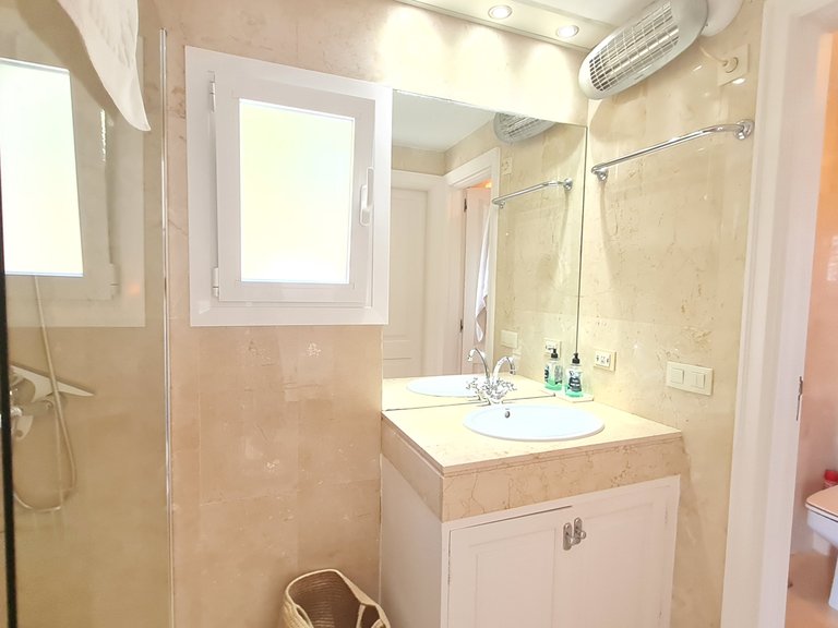 Apartment for Rent in Illetes, Balearic Islands 14