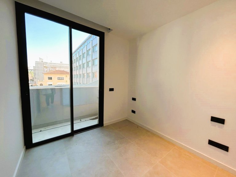 Apartment for Sale in Palma De Mallorca, Balearic Islands 8