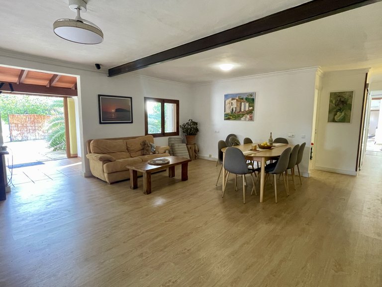 Villa for Sale in Establiments, Balearic Islands 5