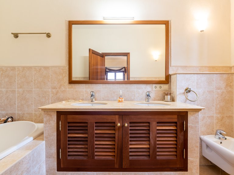 Country House for Sale in Santanyí, Balearic Islands 12