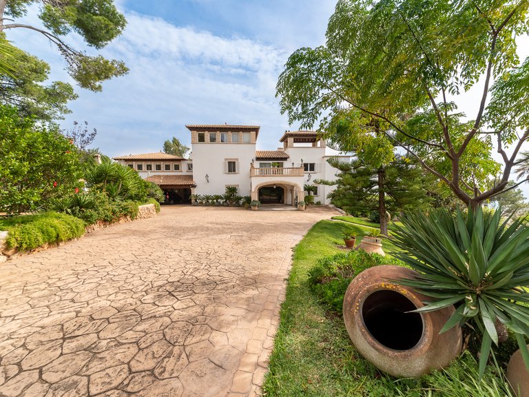 Villa for Sale in Gènova, Balearic Islands 53