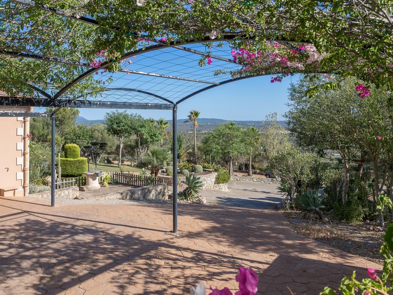Villa for Sale in Puntiró, Balearic Islands 7