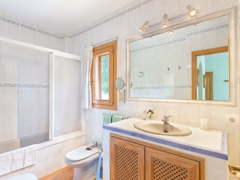 Villa for Sale in Puntiró, Balearic Islands 18