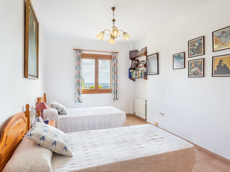 Villa for Sale in Puntiró, Balearic Islands 21