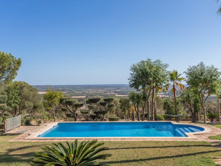 Villa for Sale in Puntiró, Balearic Islands 1