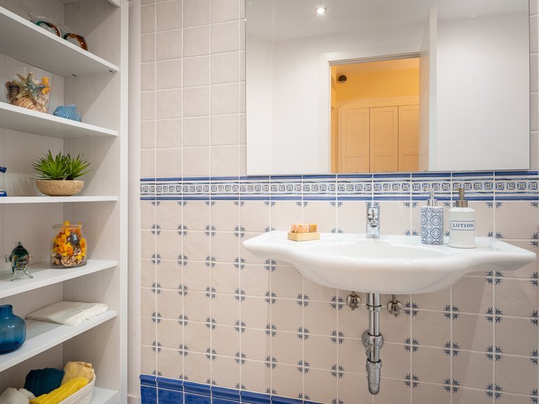 Villa for Sale in Santa Ponsa, Balearic Islands 24