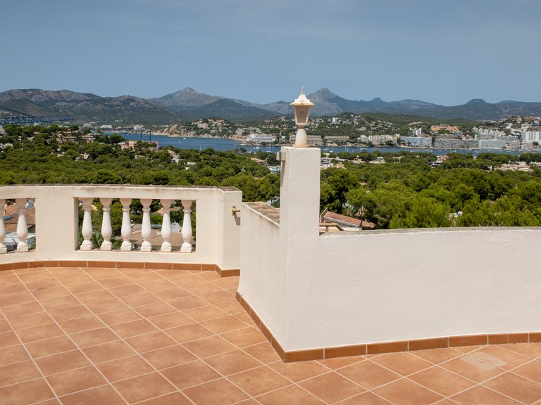 Villa for Sale in Santa Ponsa, Balearic Islands 4