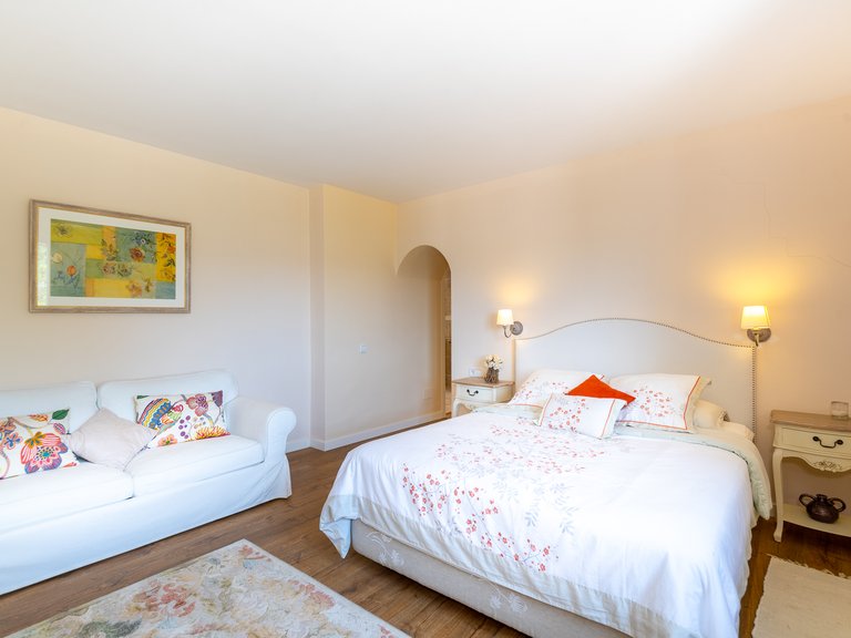 Villa for Sale in Santa Ponsa, Balearic Islands 27